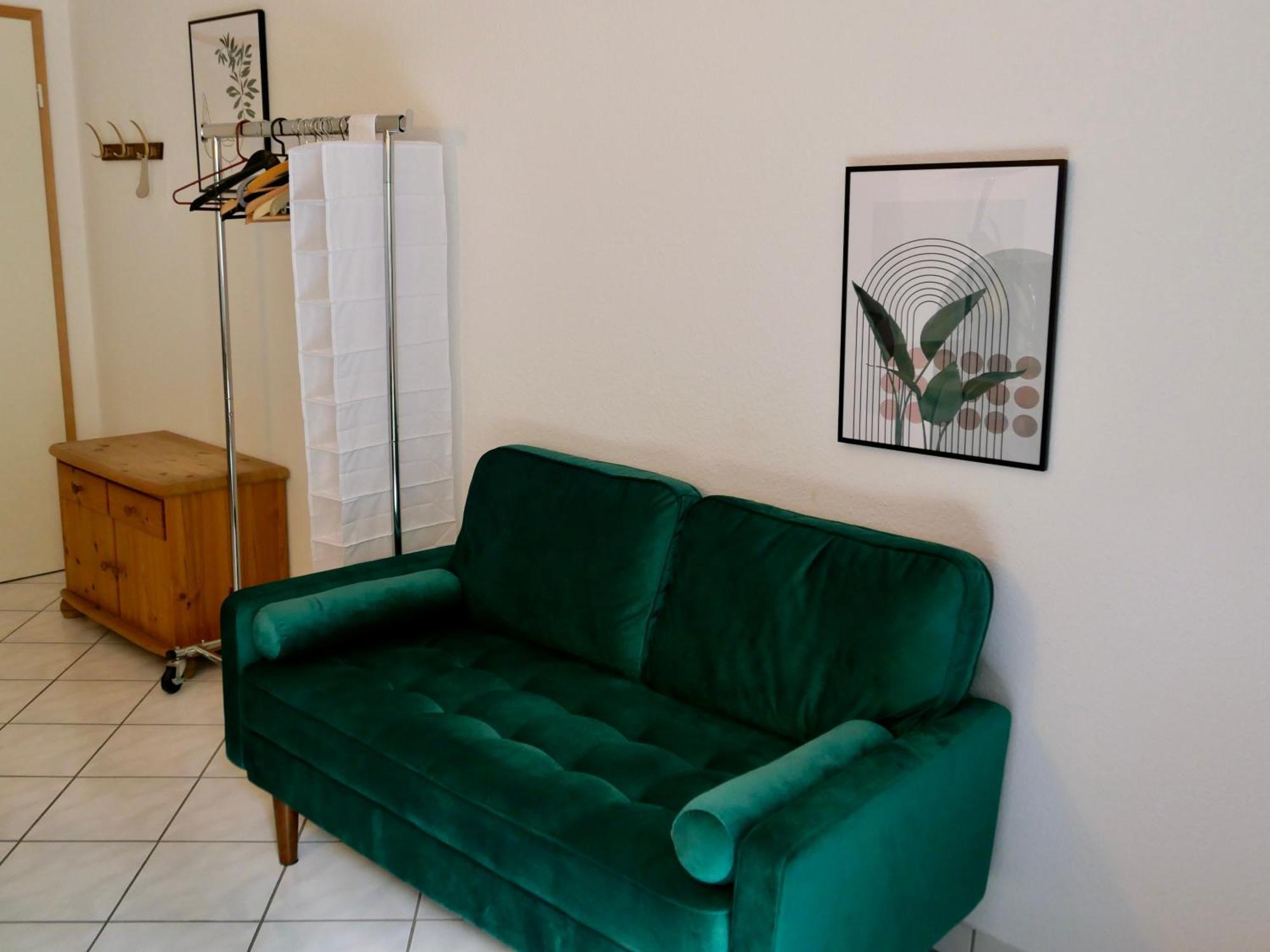 Schoenes Apartment Mit Terrasse Im Steingarten Bad Vilbel Bagian luar foto